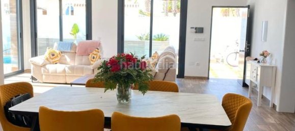 3 bedrooms Villa in Alicante, Spain No. 140596 3