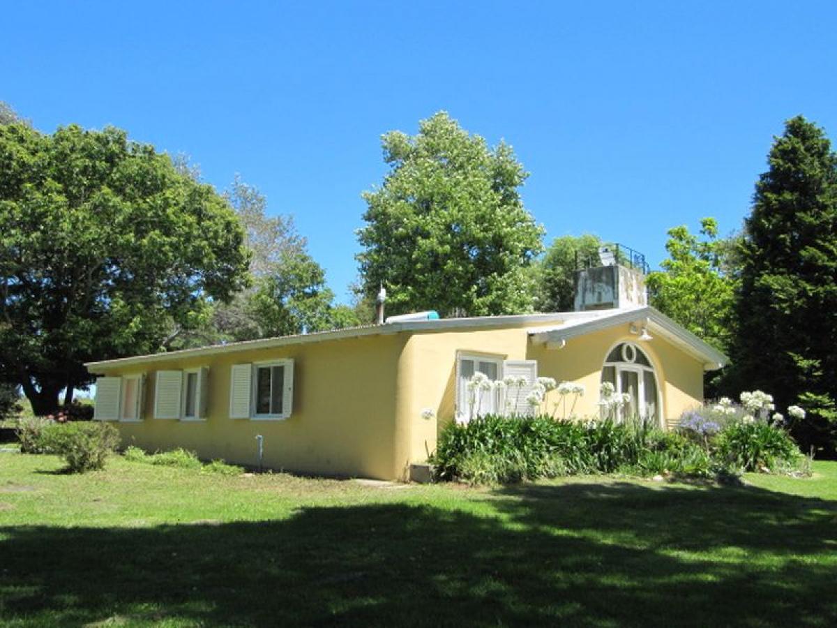 3 bedrooms House in General Pueyrredon, Argentina No. 60518