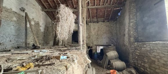 2 bedrooms House in Meurthe-et-Moselle, France No. 181231 5