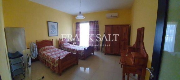 3 Schlafzimmer Wohnung in Ta' Xbiex, Malta, Nr. 8411 5