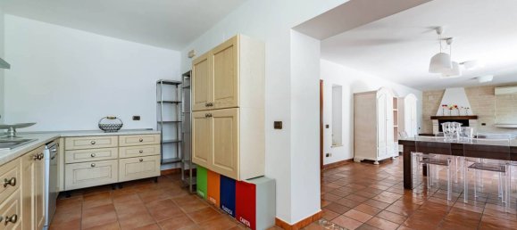 4 غرف نوم فيلا في Ostuni, Italy رقم 348120 40