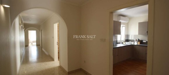 3 Schlafzimmer Maisonette-Wohnung in Swieqi, Malta, Nr. 8950 20