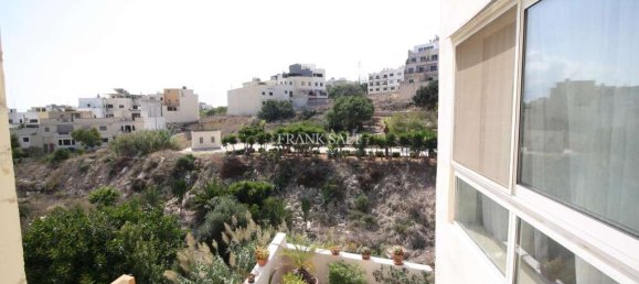 3 Schlafzimmer Maisonette-Wohnung in Swieqi, Malta, Nr. 8950 18