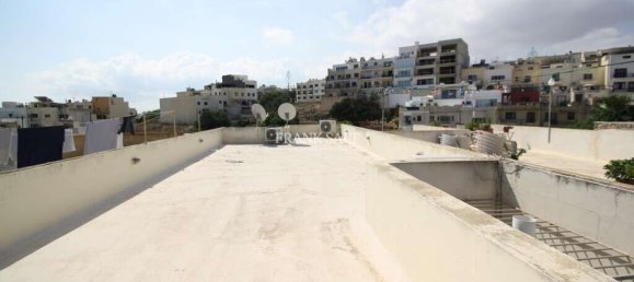 3 Schlafzimmer Maisonette-Wohnung in Swieqi, Malta, Nr. 8950 33