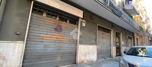 Garaje de 1 habitación en Bari, Italy No. 231269 2