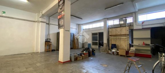 Garaje de 1 habitación en Bari, Italy No. 231269 17