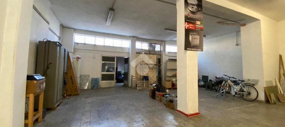 Garaje de 1 habitación en Bari, Italy No. 231269 20