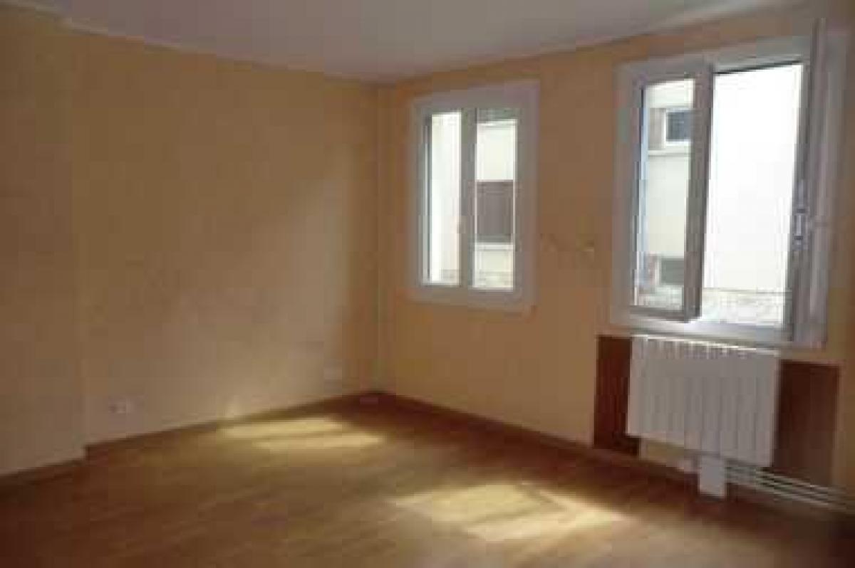 2 chambres Maison à Elbeuf, France No. 27446