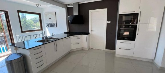 5 bedrooms House in Torrevieja, Spain No. 187981 3