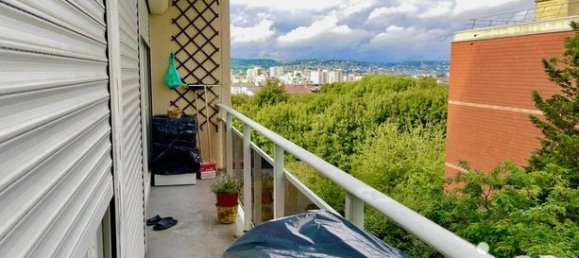 Квартира с 3 спальнями в Ле Пети-Кевийи, Франция № 313851 7