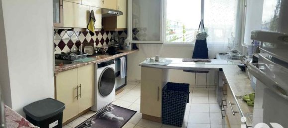 Квартира с 3 спальнями в Ле Пети-Кевийи, Франция № 313851 4