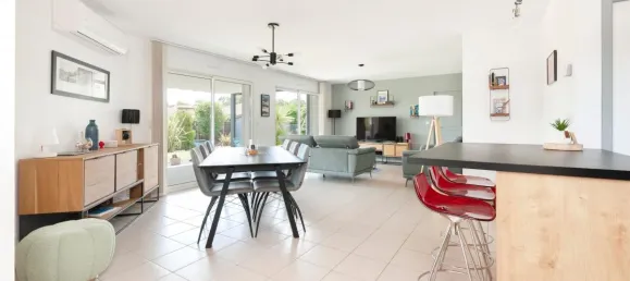 Villa de 5 dormitorios en Landes, France No. 352788 5