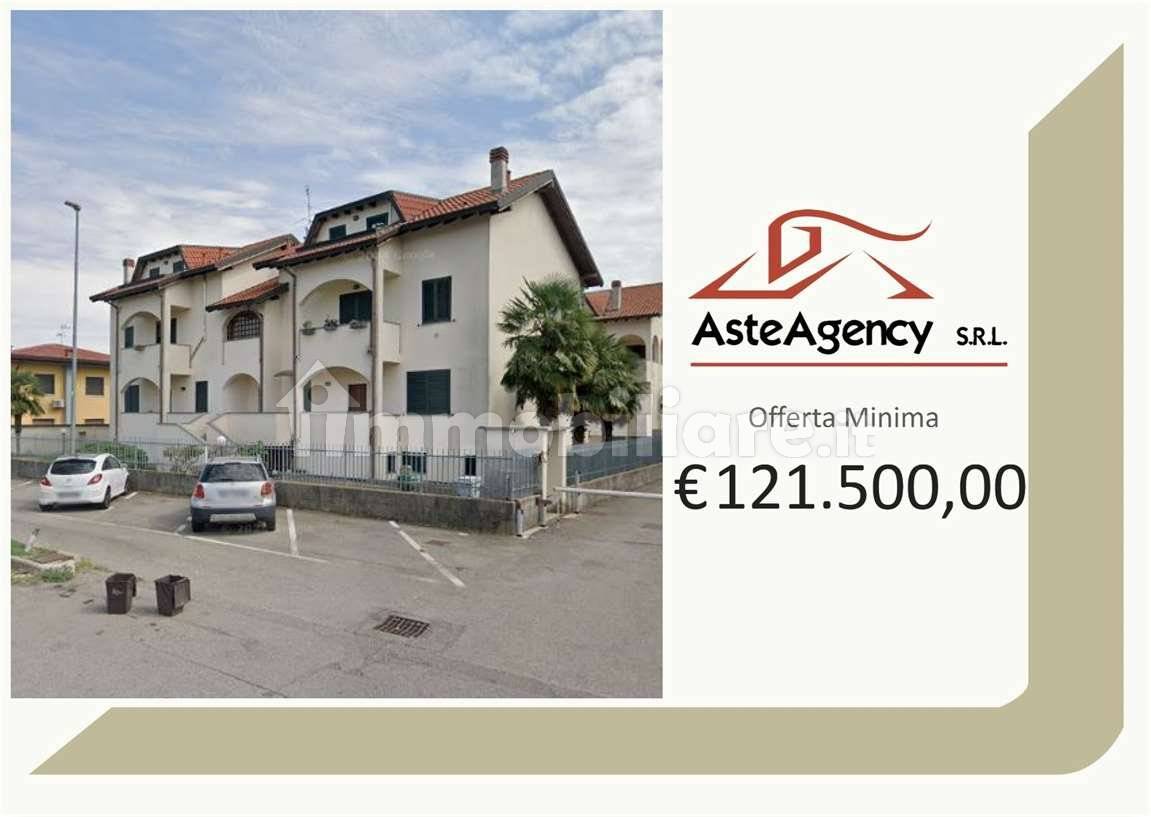 2 chambres Appartement à Arconate, Italy No. 373959