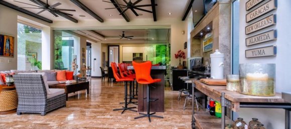 5 bedrooms House in Santa Ana, Costa Rica No. 993 6