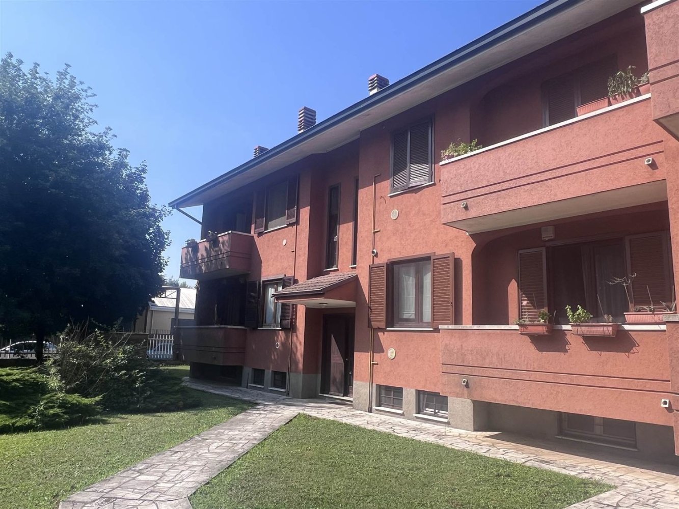 3 Schlafzimmer Wohnung in Inveruno, Italy, Nr. 357871
