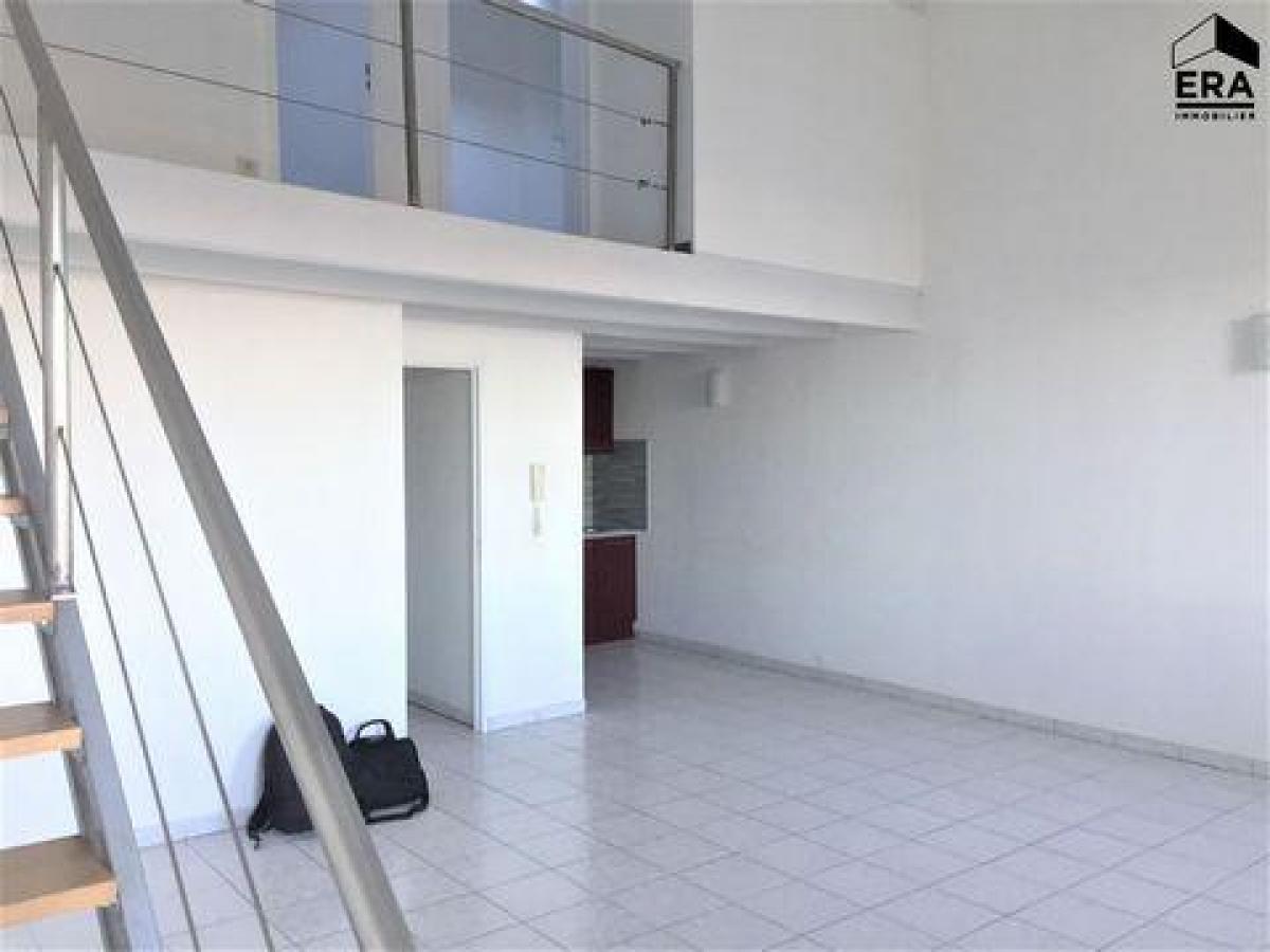 2 bedrooms Condo in Martigues, France No. 15501