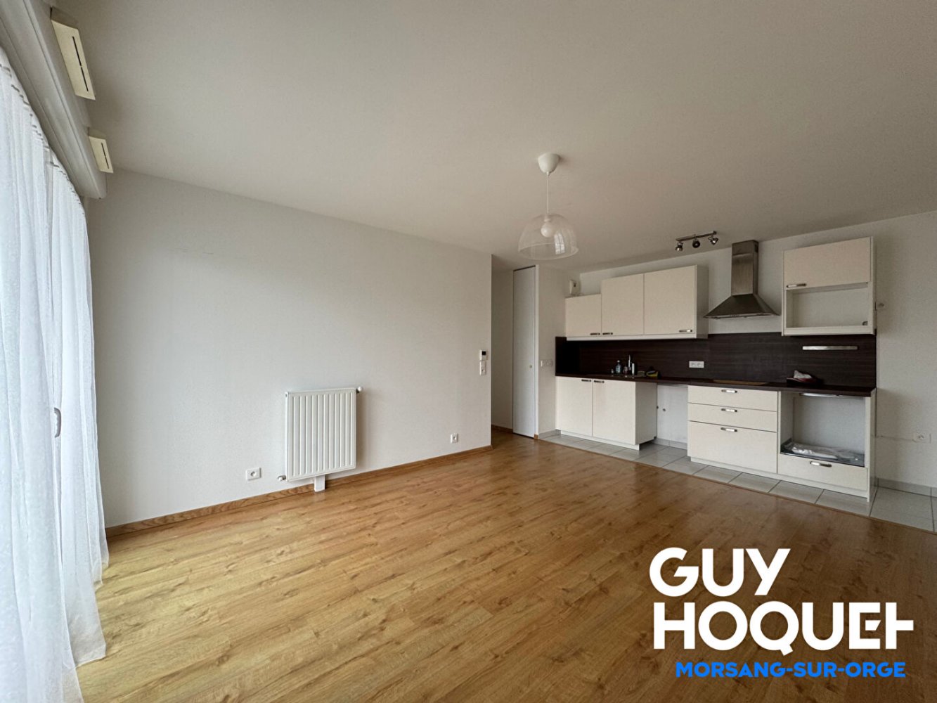 2 chambres Appartement à Fleury-Mérogis, France No. 165322