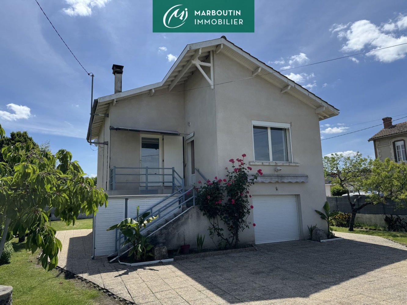 Casa de 3 dormitorios en Casteljaloux, France No. 305457