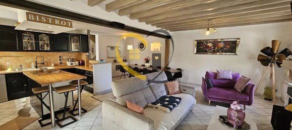 Casa de 4 dormitorios en Rians, France No. 65727 2