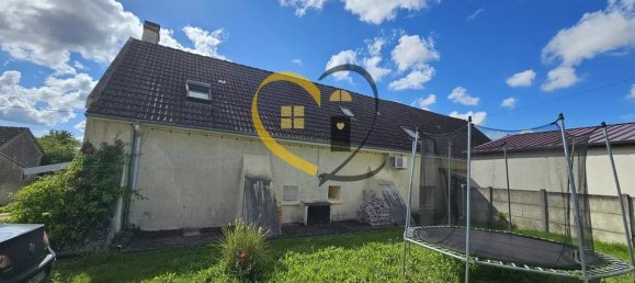 Casa de 4 dormitorios en Rians, France No. 65727 8