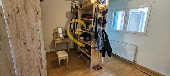 Casa de 4 dormitorios en Rians, France No. 65727 15