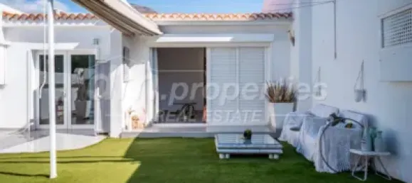 3 Schlafzimmer Bungalow in Adeje, Spain, Nr. 186835 2