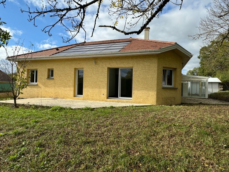 3 Schlafzimmer Villa in Montalieu-Vercieu, France, Nr. 194574