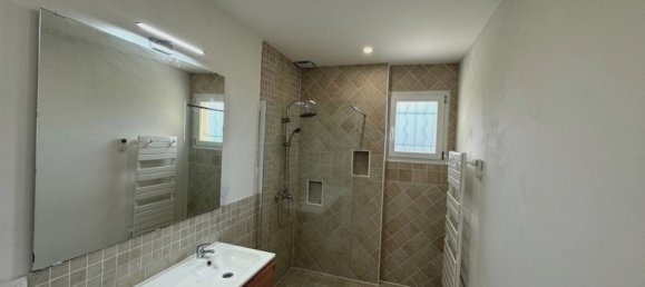 3 Schlafzimmer Villa in Montalieu-Vercieu, France, Nr. 194574 10