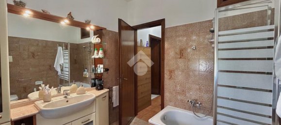 2 Schlafzimmer Wohnung in Casalserugo, Italy, Nr. 287924 9