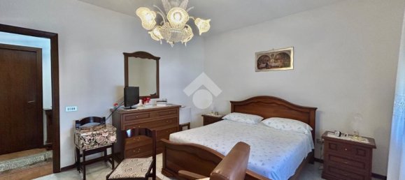 2 Schlafzimmer Wohnung in Casalserugo, Italy, Nr. 287924 6