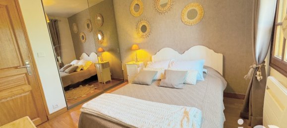 Casa de 3 dormitorios en Bannay, France No. 67185 8