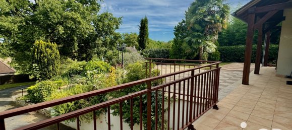 Casa de 3 dormitorios en Bannay, France No. 67185 3