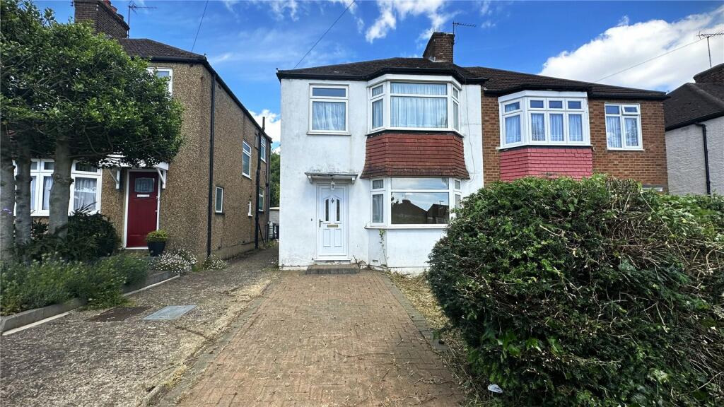3 bedrooms House in Barnet, United Kingdom No. 6497
