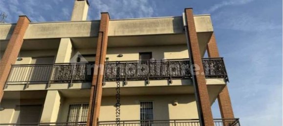 3 rooms Apartment in Cardano al Campo, Italy No. 5445 3