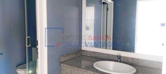 44m² Office in Lisbon, Portugal No. 94120 12