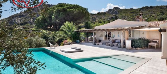 5 bedrooms Villa in Montevarchi, Italy No. 321372 3