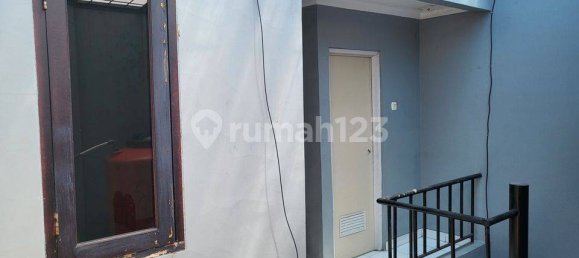 4 bedrooms House in Grogol Petamburan, Indonesia No. 1757 56