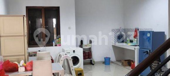 4 bedrooms House in Grogol Petamburan, Indonesia No. 1757 32