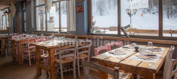 Hotel in Sauze d'Oulx, Italy 1240m², Nr. 264095 11