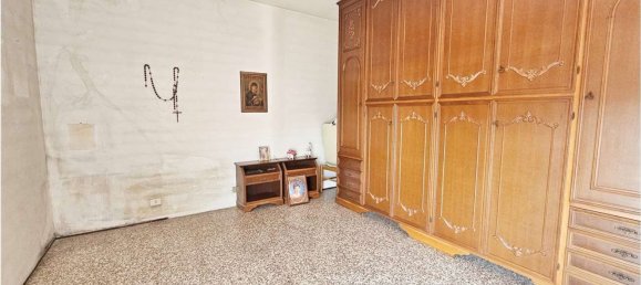3 bedrooms Apartment in Novara, Italy No. 331889 9