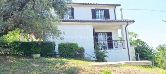 10 chambres Villa à Collecorvino, Italy No. 315955 12