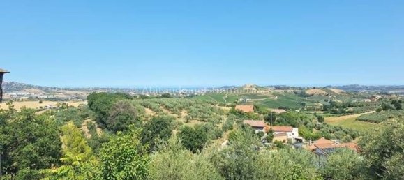 10 chambres Villa à Collecorvino, Italy No. 315955 29