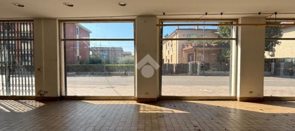192m² Commercial property in Sona, Italy No. 259038 13