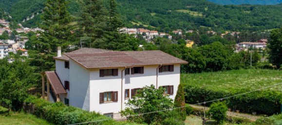 8 rooms Villa in Borgorose, Italy No. 44685 3