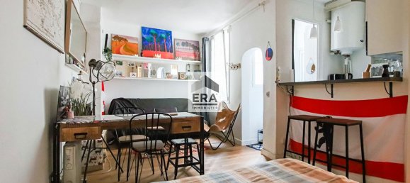 Studio in Paris, France No. 168627 2