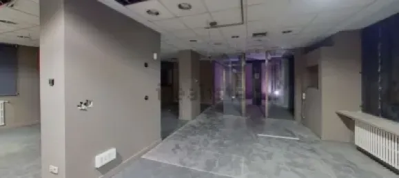 Propiedad comercial de 11 dormitorios en Madrid, Spain No. 109213 6