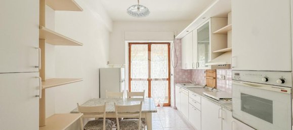 Apartamento T3 em Alba Adriatica, Italy N.º 291848 8