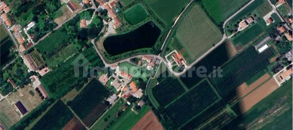 3 bedrooms House in Montebelluna, Italy No. 275171 15