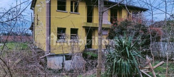 3 bedrooms House in Montebelluna, Italy No. 275171 4