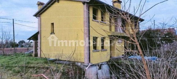 3 bedrooms House in Montebelluna, Italy No. 275171 5